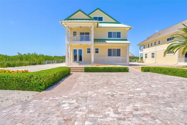 $11,000,000 | 2394 Coco Plum Drive, Marathon, FL 33050