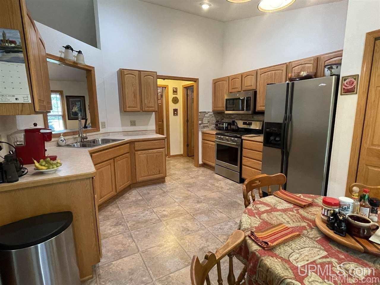 684 N Asp Road Manistique, MI 49854 - Photo 8 of 46