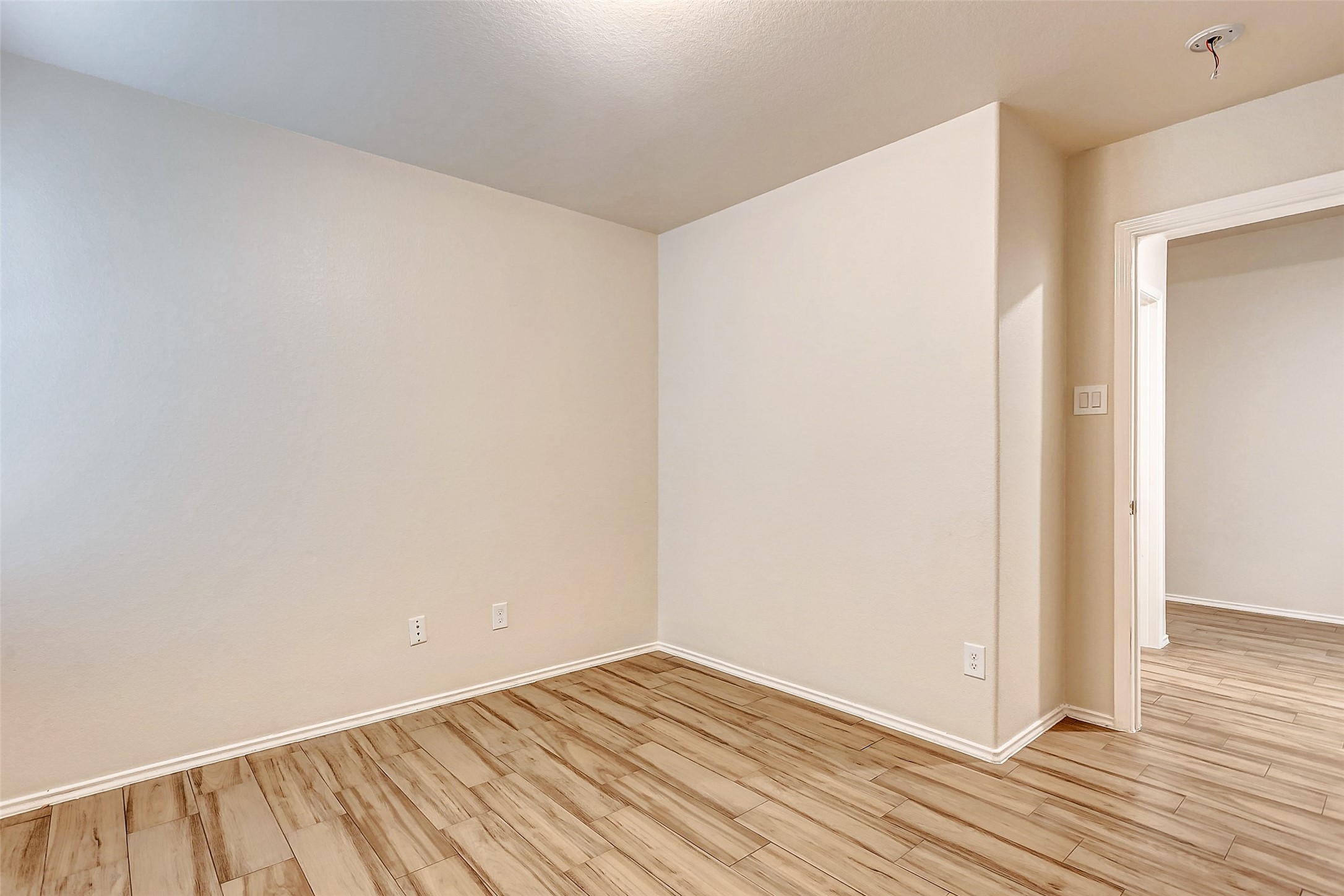 1355 Lariat Rdg Trail Houston, TX 77049 - Photo 9 of 27