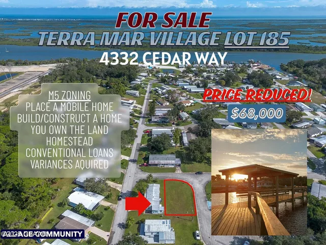 a view of entryway front of a building