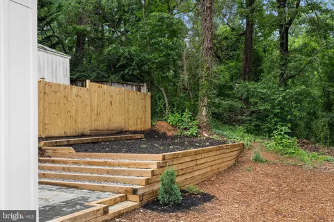 $1,295,000 | 906 Wade Avenue, Rockville, MD 20851