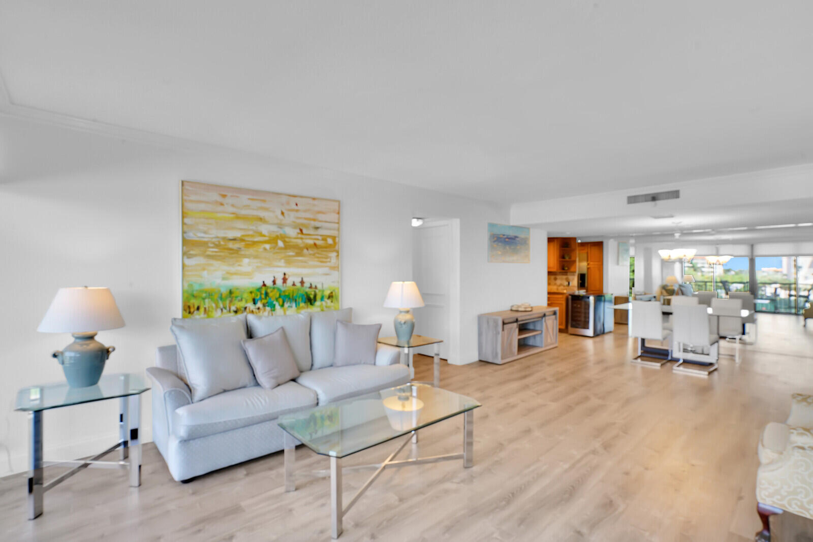 2727 North Ocean Boulevard, Unit 2020 Boca Raton, FL 33431 - Photo 7 of 52 Living Room