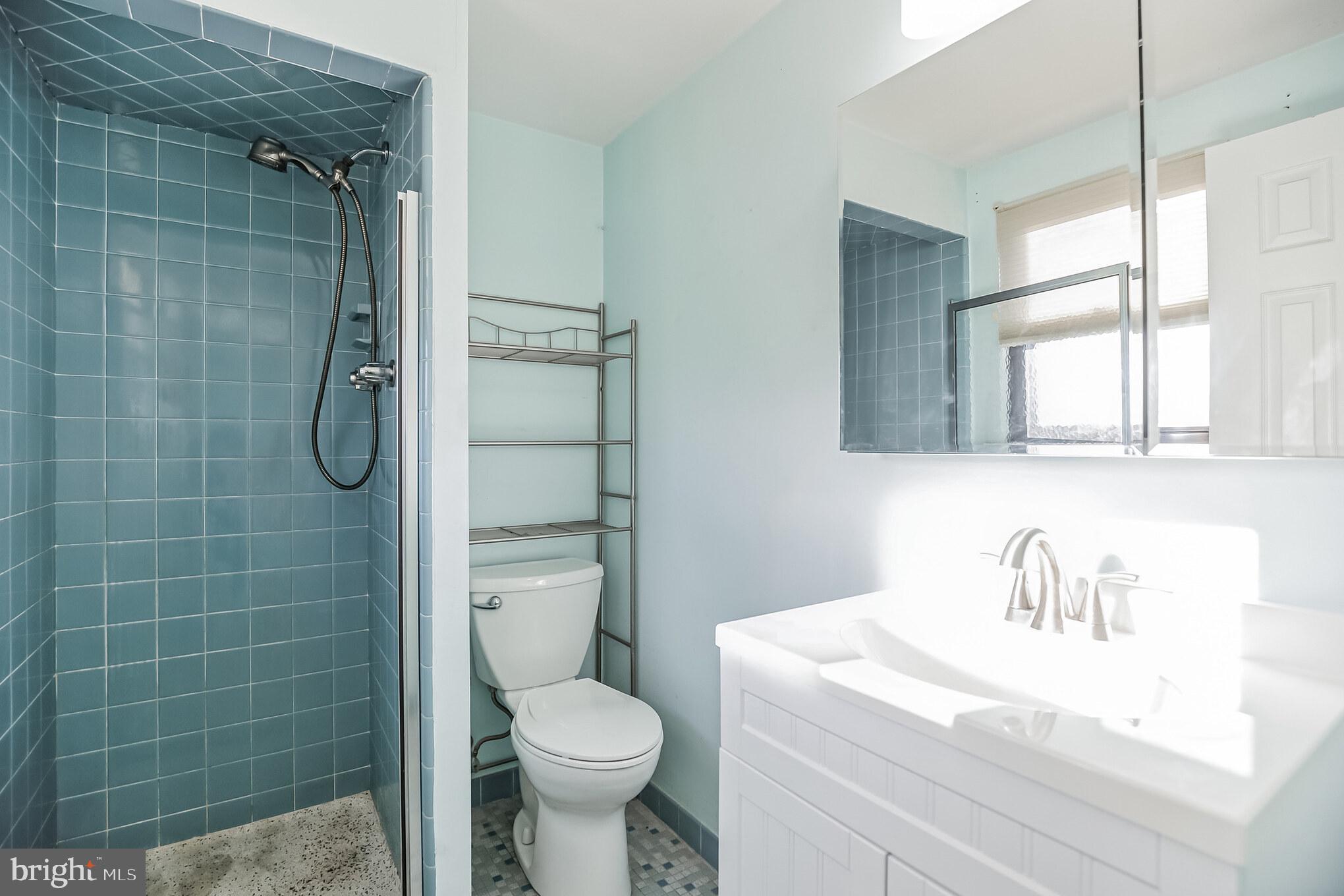 9733 Beacon Road Philadelphia, PA 19115 - Photo 23 of 35