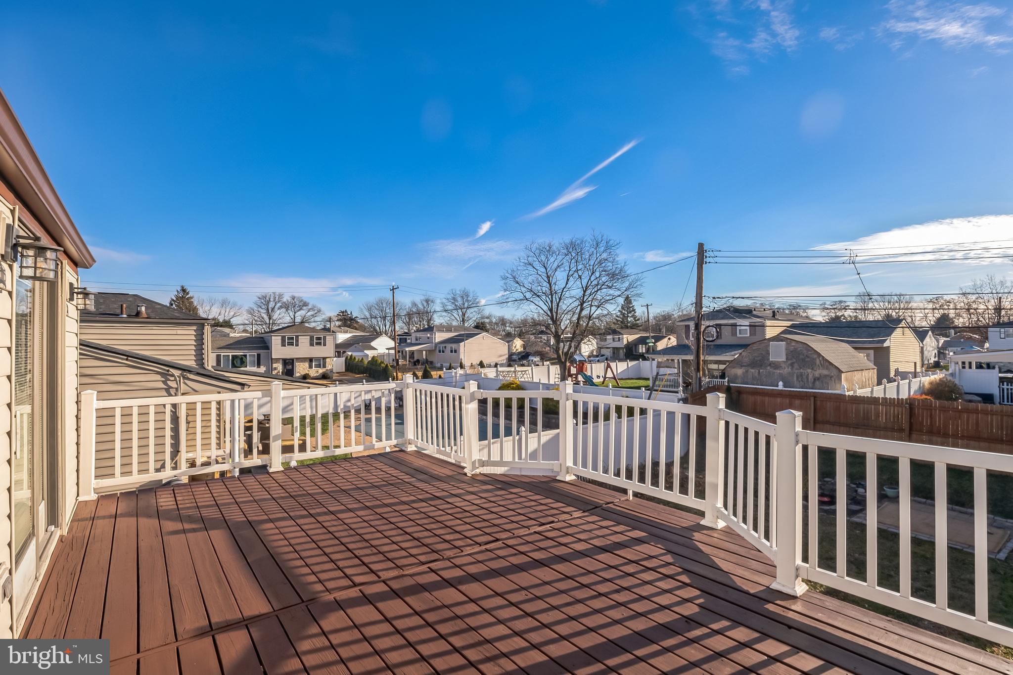 9733 Beacon Road Philadelphia, PA 19115 - Photo 25 of 35