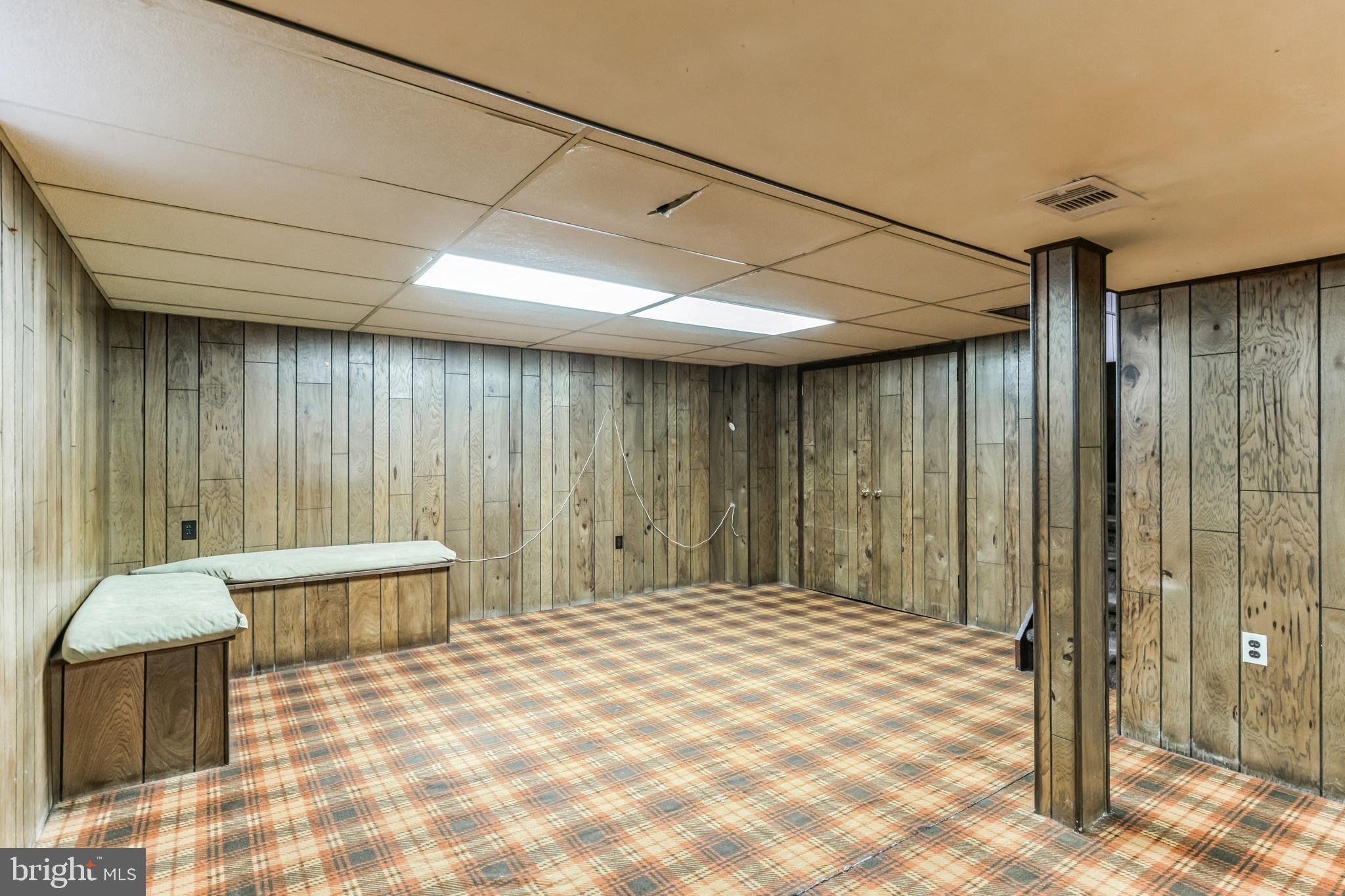 9733 Beacon Road Philadelphia, PA 19115 - Photo 28 of 35