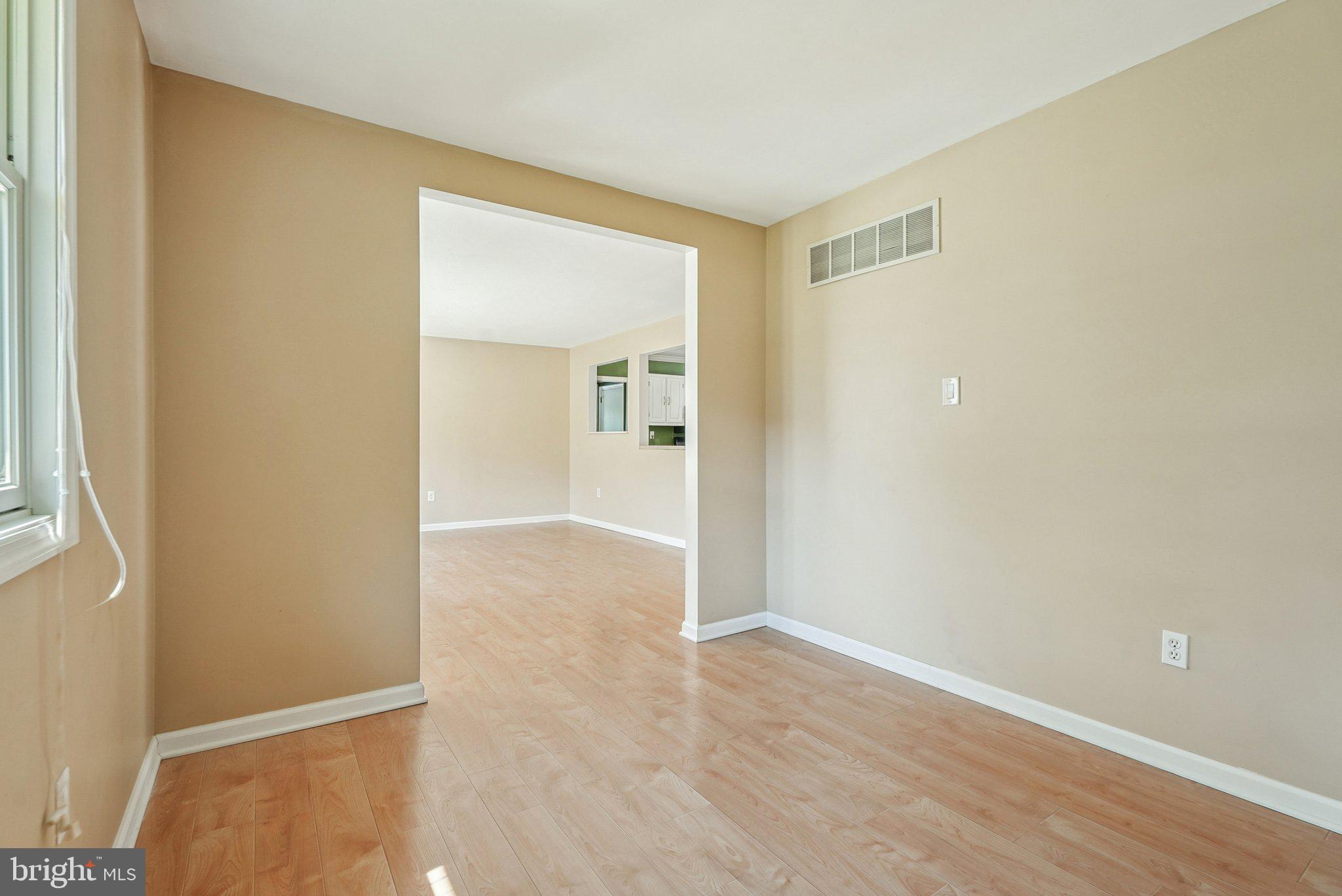 5322 Highway 49 Millville, NJ 08332 - Photo 15 of 46 Den/Office