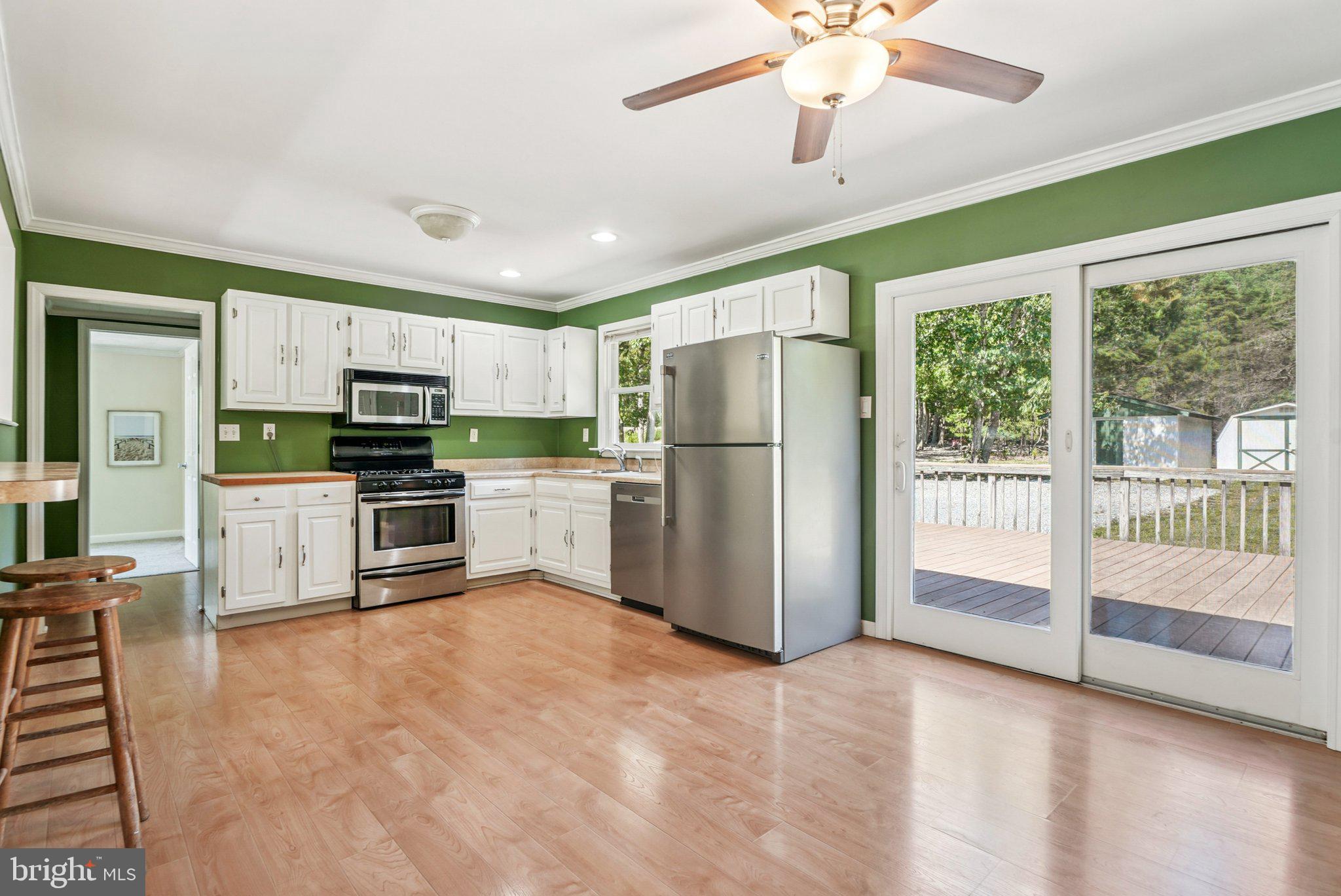 5322 Highway 49 Millville, NJ 08332 - Photo 8 of 46 Kitchen opens to Back Deck