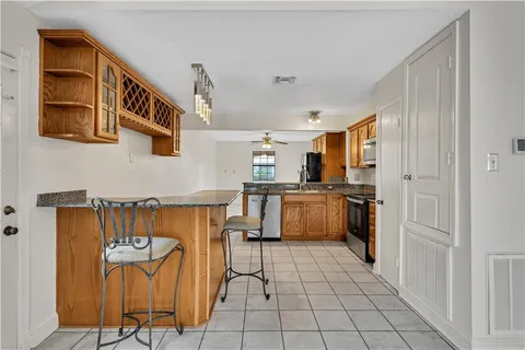 $265,000 | 5048 Dueling Oaks Avenue, Marrero, LA 70072