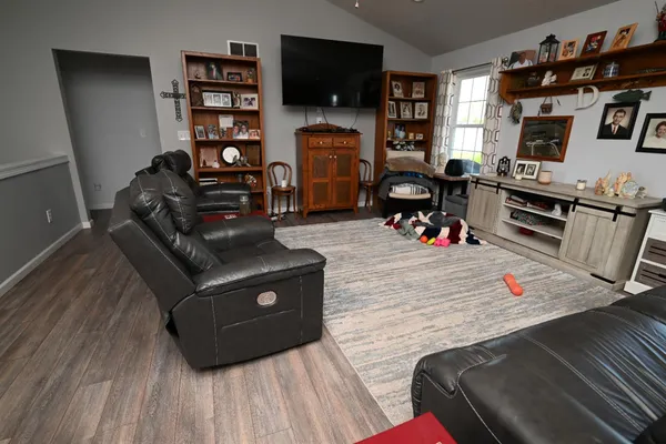 $379,900 | 543 Chippewa Court, Milan, IN 47031
