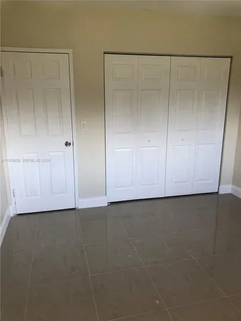 $1,900 | 600 Layne Boulevard, Unit 208, Hallandale Beach, FL 33009
