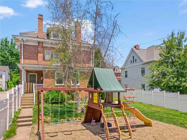 a view of houses with city view