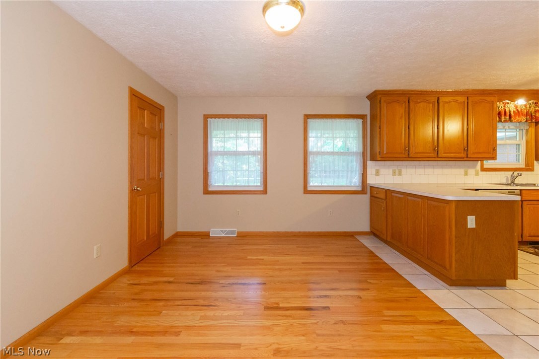 4686 Boston Road Strongsville, OH 44149 - Photo 9 of 35 Gallery Image 9
