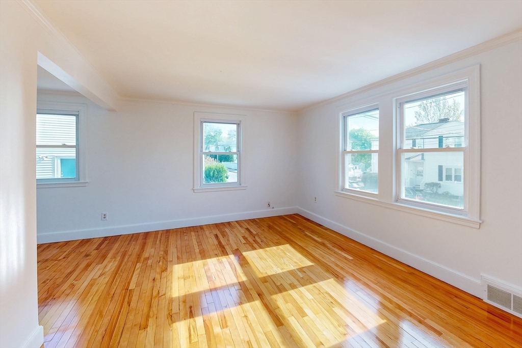 14 Grew Hill Road, Unit 1 Boston, MA 02131 - Photo 6 of 9