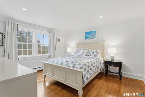 $3,195,000 | 19 Blueberry Lane, Darien, CT 06820