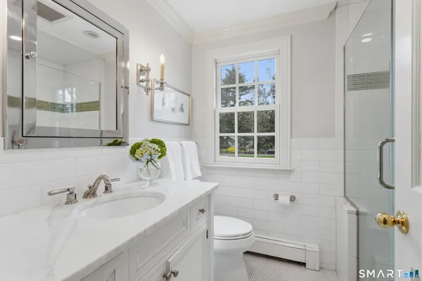 $3,195,000 | 19 Blueberry Lane, Darien, CT 06820