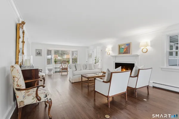 $3,195,000 | 19 Blueberry Lane, Darien, CT 06820
