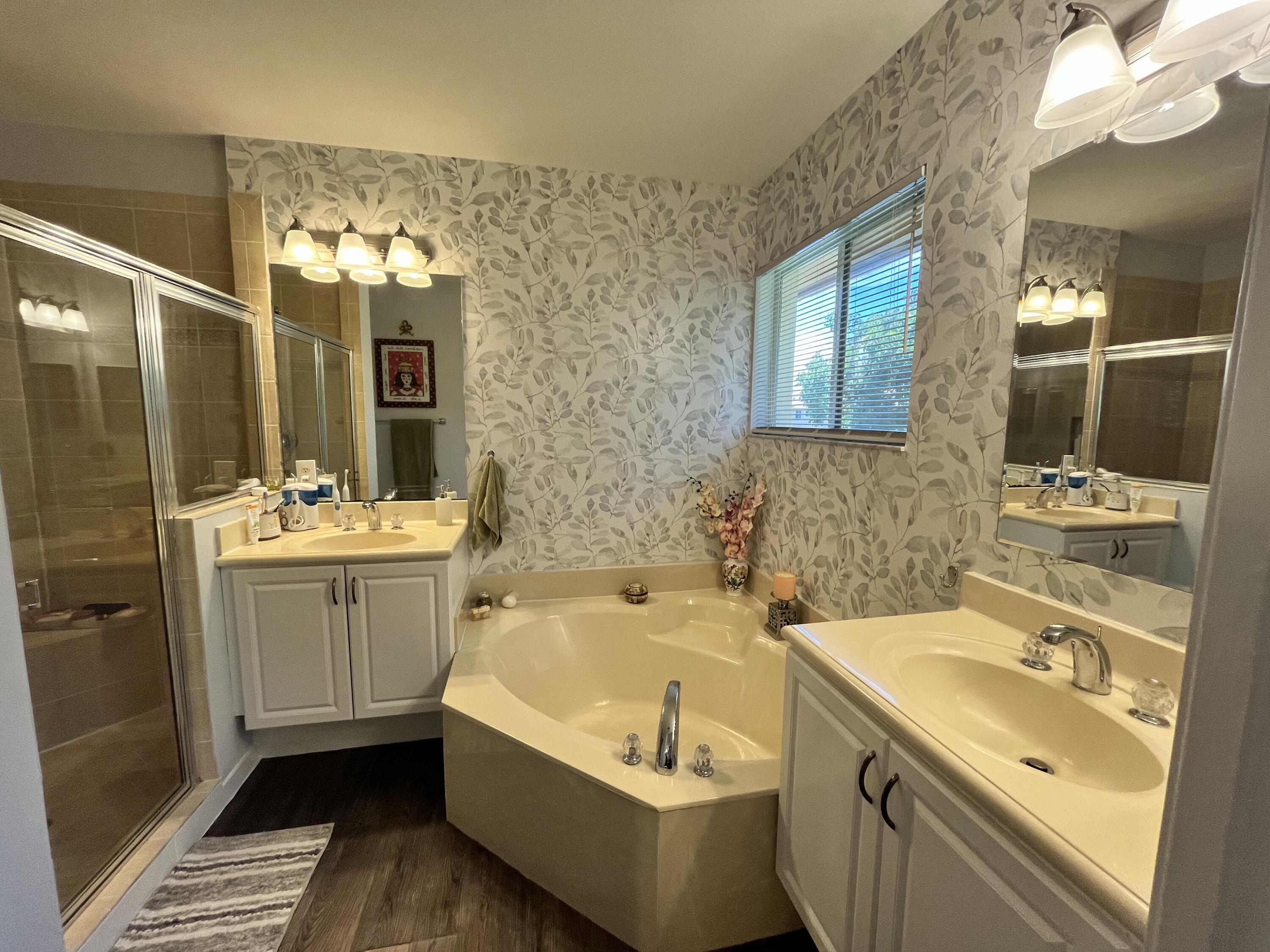 4281 Coventry Pointe Way Lake Worth, FL 33461 - Photo 5 of 11 IMG_4919