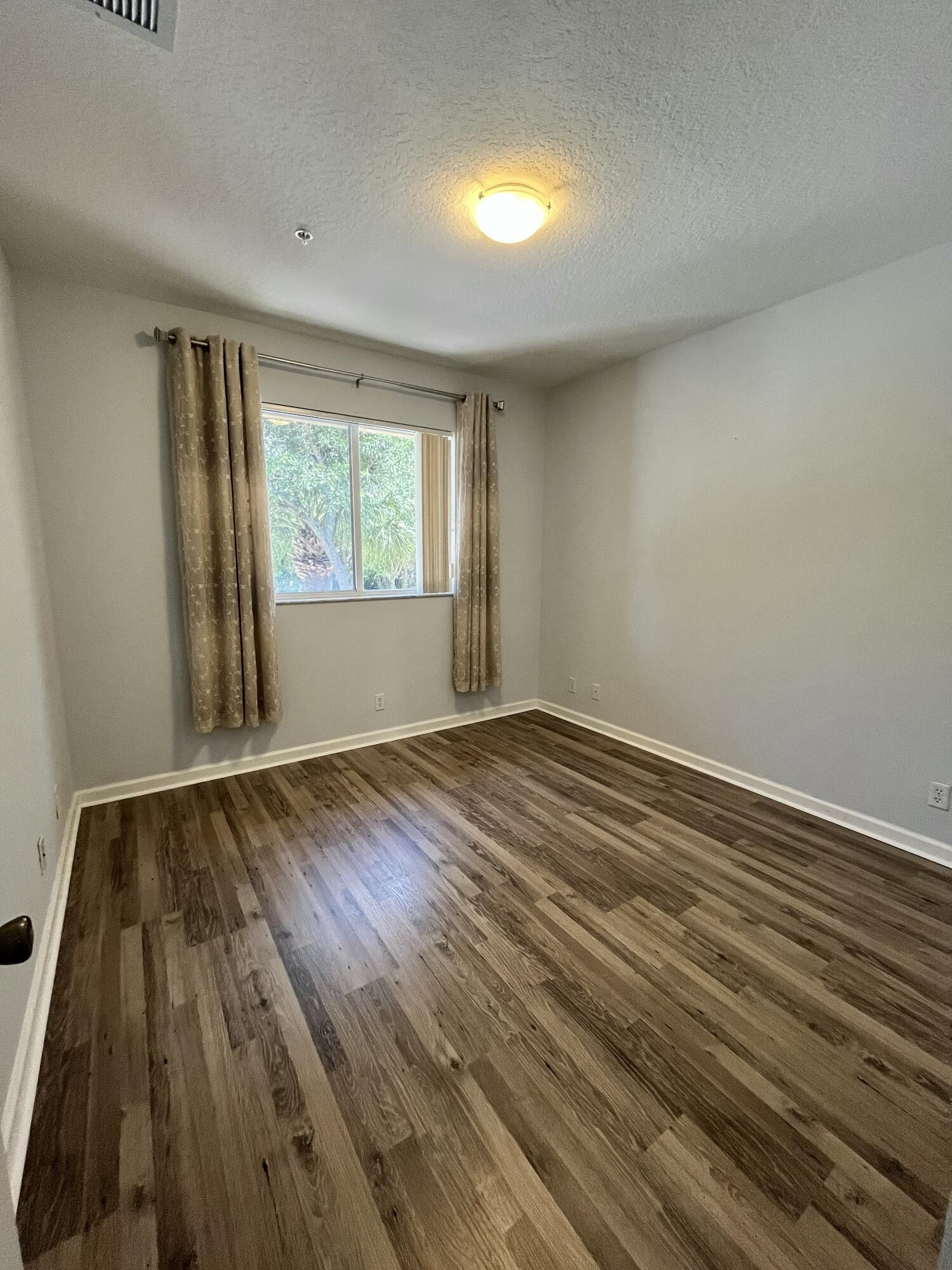 4281 Coventry Pointe Way Lake Worth, FL 33461 - Photo 9 of 11 IMG_4927