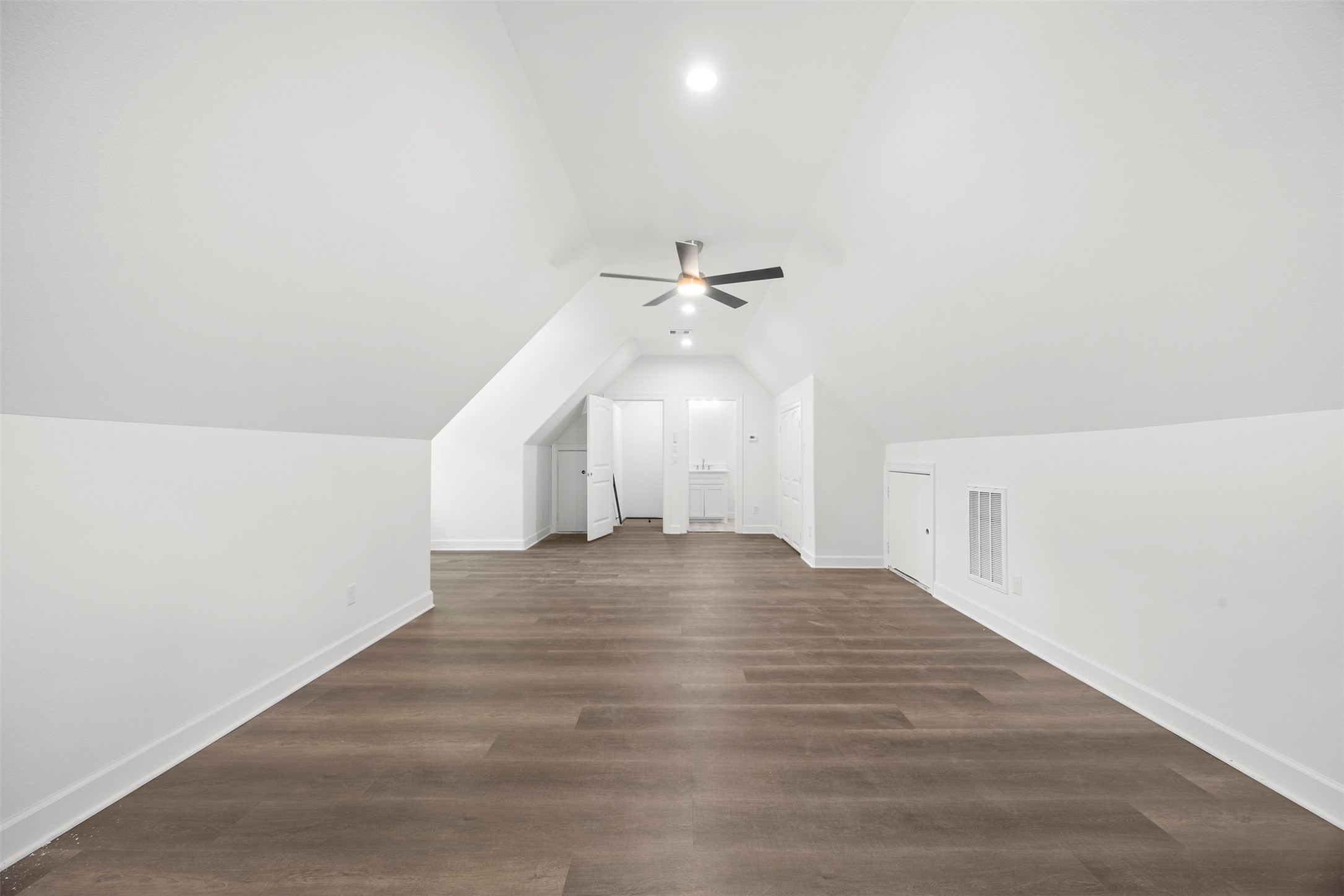 183 Windmill Road Huntsville, TX 77340 - Photo 35 of 47 Gallery Image 35