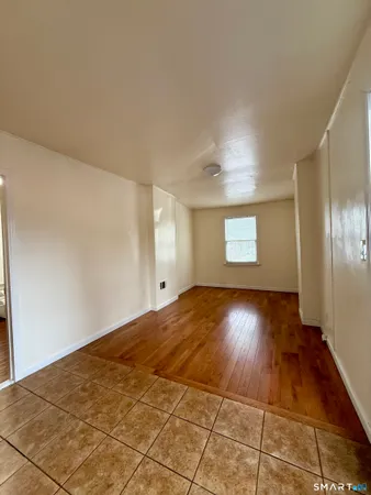 $1,950 | 53 Mc Clean Avenue, Stamford, CT 06905