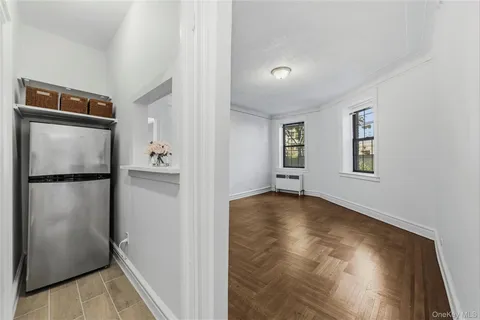 $319,500 | 14 North Chatsworth Avenue, Unit 1K, Larchmont, NY 10538