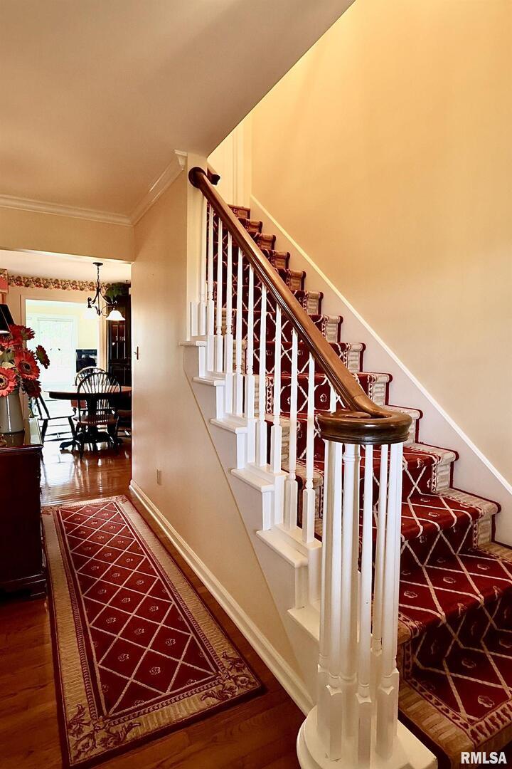 9879 Steel City Road Benton, IL 62812 - Photo 15 of 60 a view of entryway