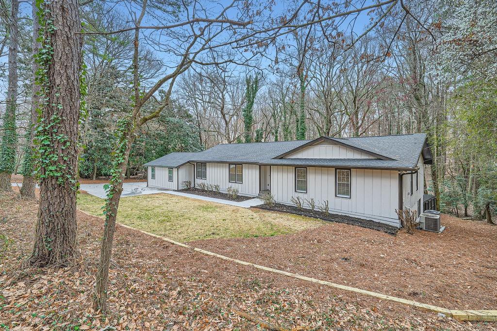 1555 Sunnybrook Farm Road Atlanta, GA 30350 - Photo 1 of 1 Gallery Image 1