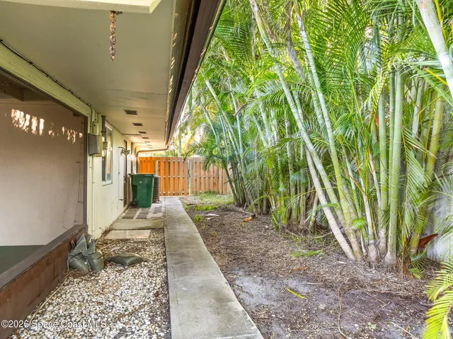 a picture of a refrigerator