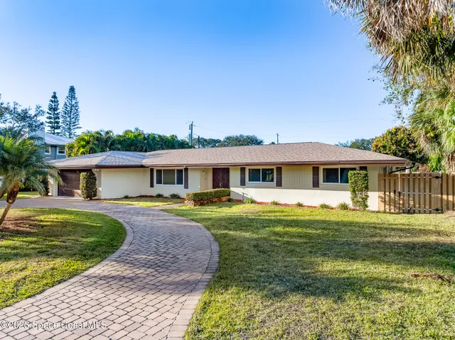 a picture of a refrigerator