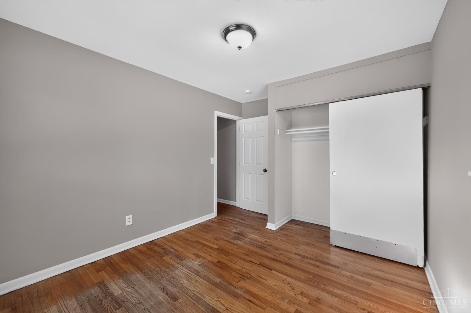 2015 Windmill Way Cincinnati, OH 45240 - Photo 18 of 32