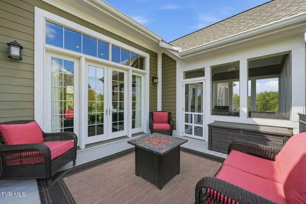 $1,175,000 | 113 Creek Side Court, Bristol, TN 37620
