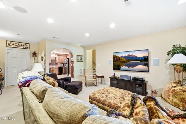 $1,175,000 | 113 Creek Side Court, Bristol, TN 37620