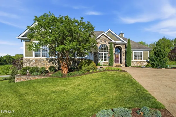 $1,175,000 | 113 Creek Side Court, Bristol, TN 37620