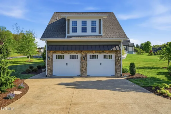 $1,175,000 | 113 Creek Side Court, Bristol, TN 37620