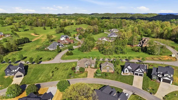 $1,175,000 | 113 Creek Side Court, Bristol, TN 37620