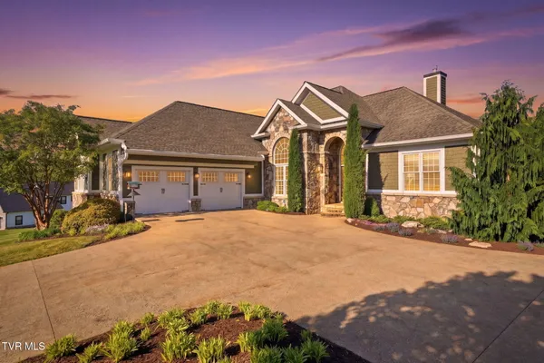$1,175,000 | 113 Creek Side Court, Bristol, TN 37620