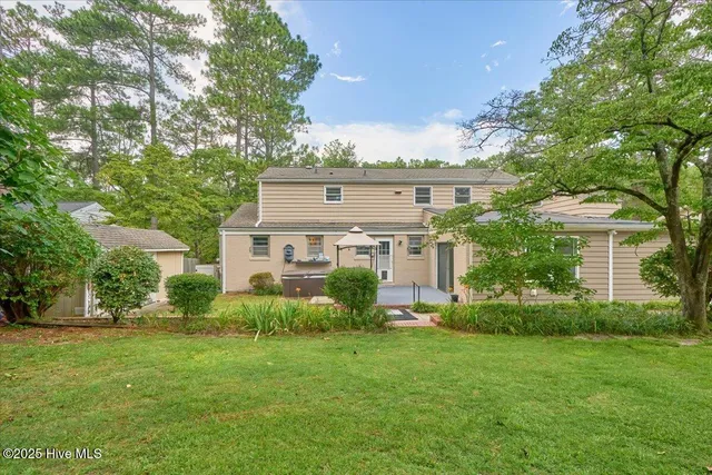 $521,000 | 825 North Saylor Street, Southern Pines, NC 28387
