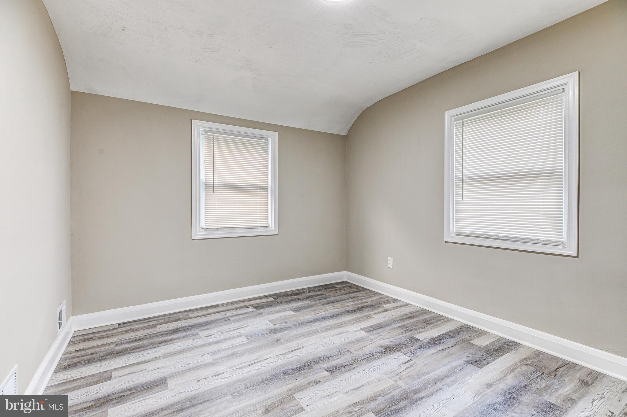 4510 Rokeby Road Baltimore, MD 21229 - Photo 27 of 35