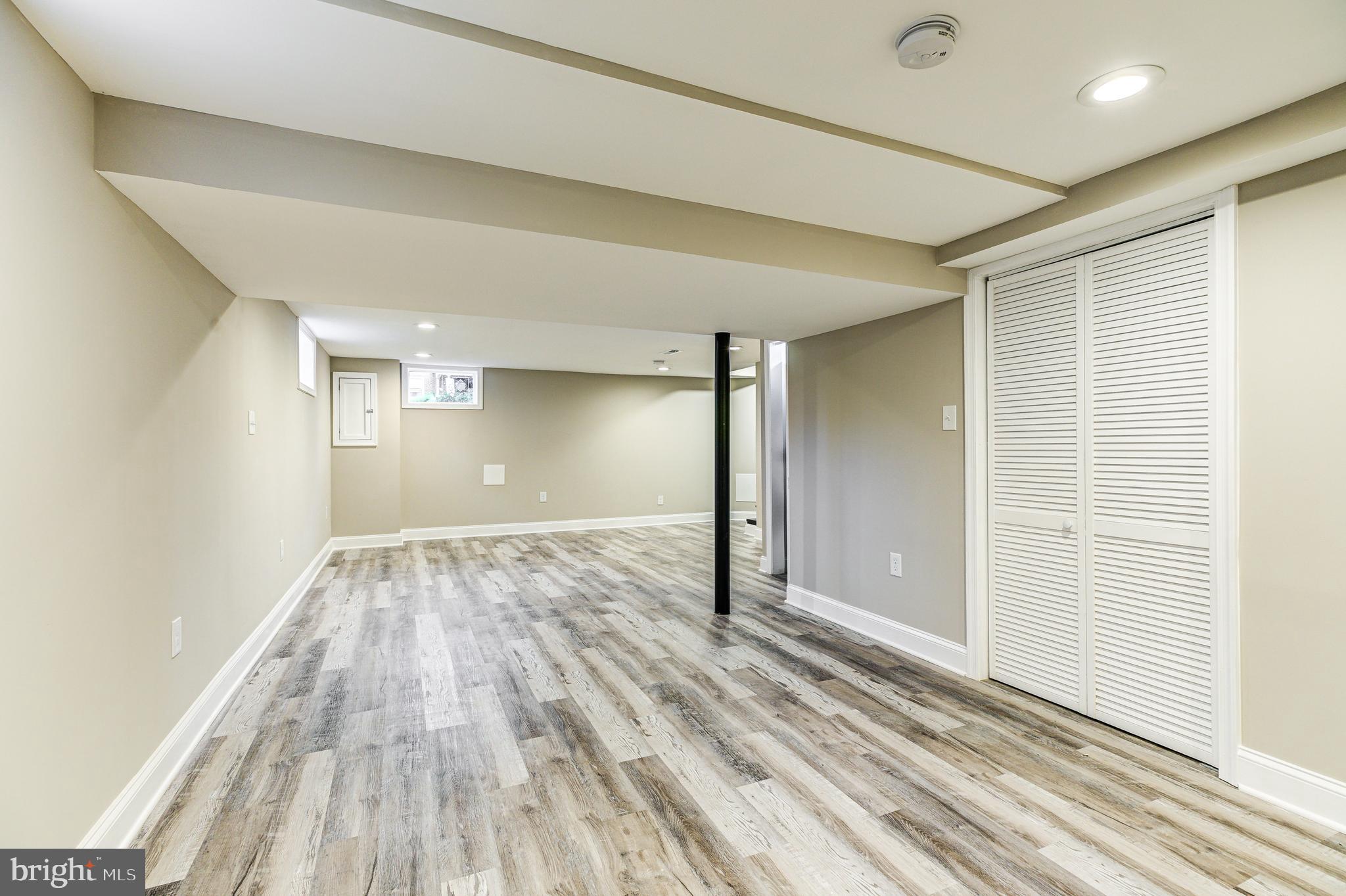 4510 Rokeby Road Baltimore, MD 21229 - Photo 33 of 35