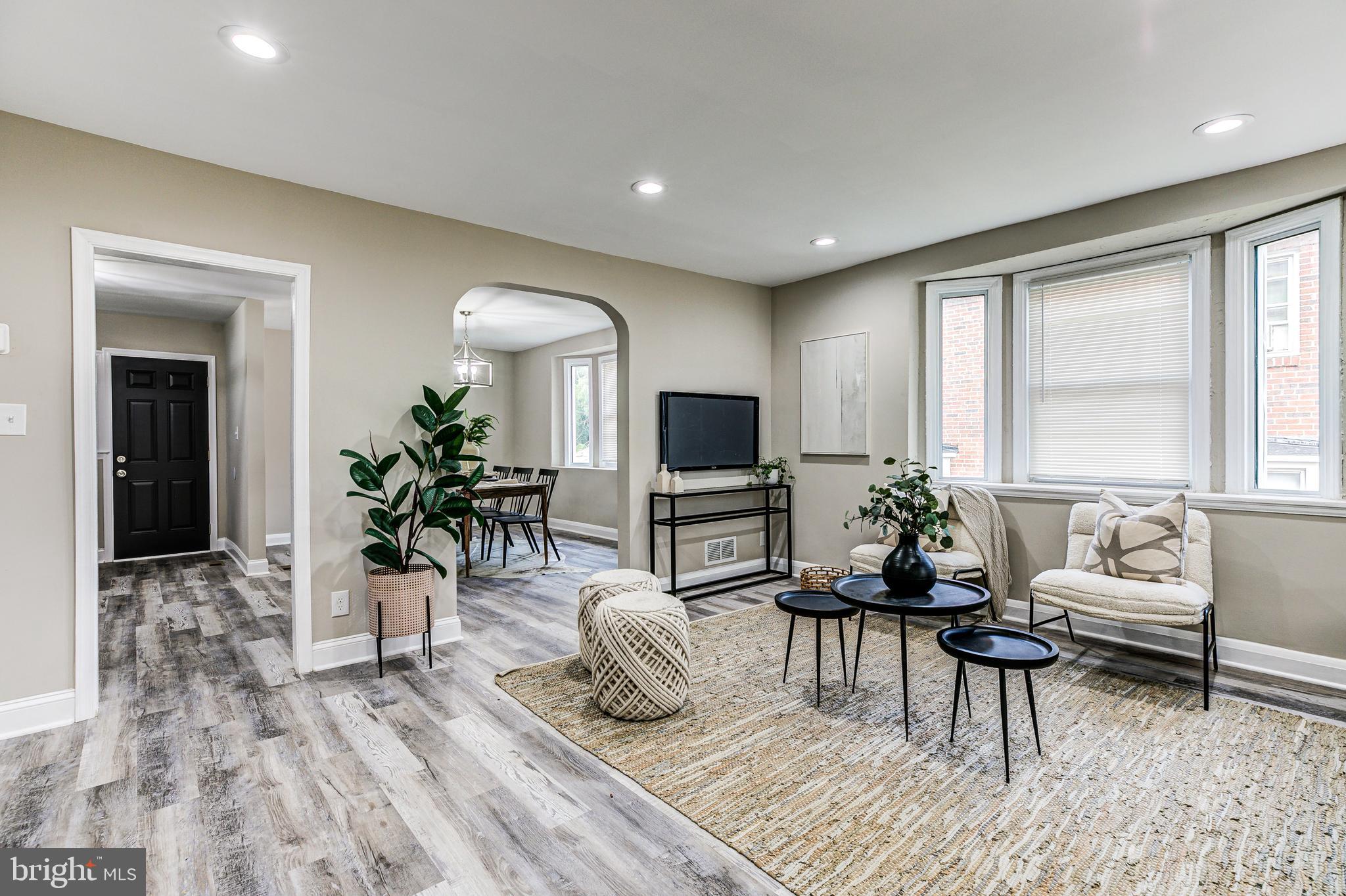 4510 Rokeby Road Baltimore, MD 21229 - Photo 4 of 35