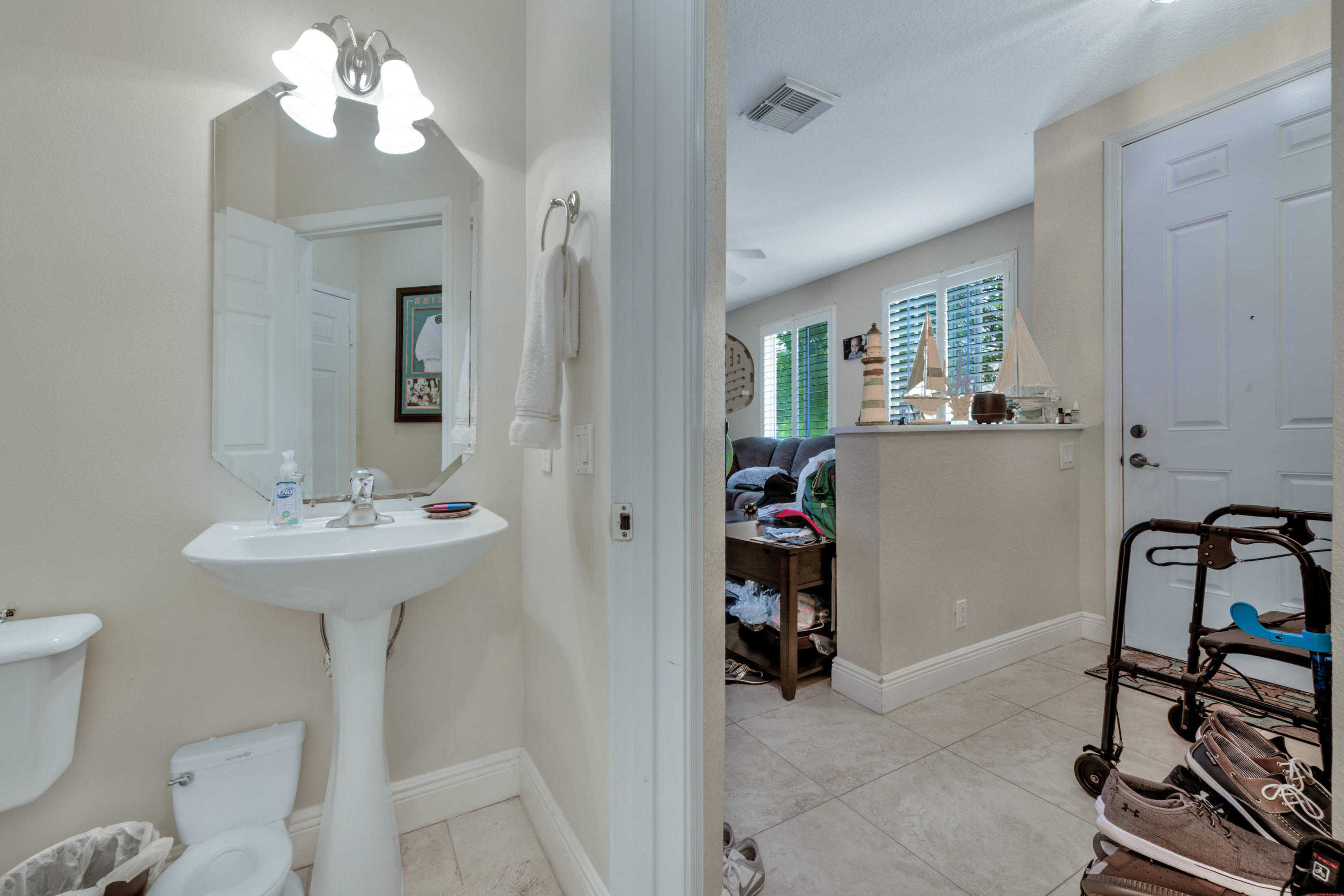3189 Laurel Ridge Circle Riviera Beach, FL 33404 - Photo 11 of 12 3189 Laurel Ridge Cir Riviera-print-009-
