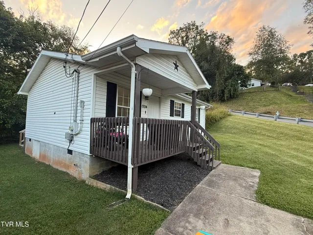 $204,000 | 1704 Orlando Drive, Johnson City, TN 37601