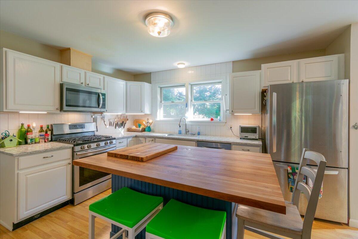 723 Orffs Corner Road Waldoboro, ME 04572 - Photo 8 of 30 Kitchen with Island