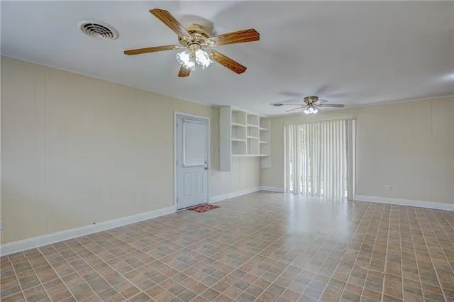 $1,800 | 14068 River Road, Destrehan, LA 70047