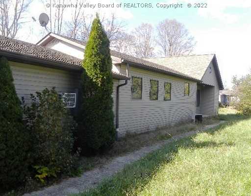 4503 Winfield Road Winfield, WV 25213 - Photo 1 of 12 Exterior Front.