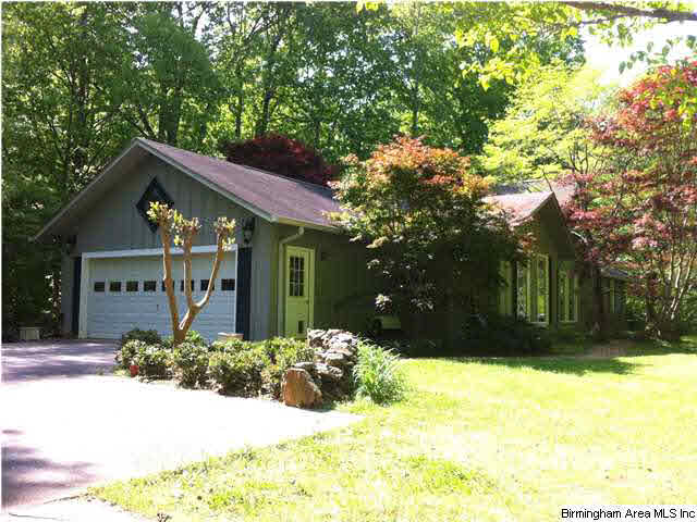 305 Greenhill Road Sylacauga, AL 35150 - Photo 1 of 24