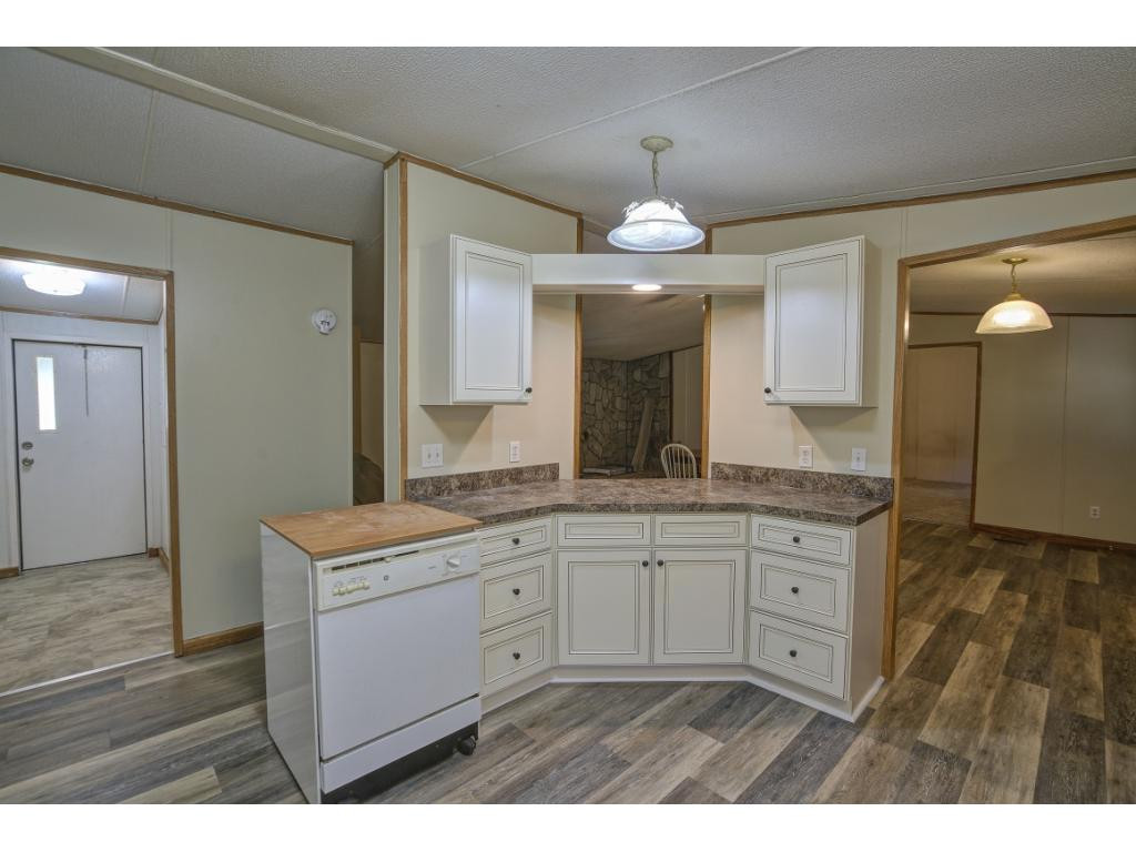 727 Fairview Road Hampton, TN 37658 - Photo 13 of 25 Photo 13