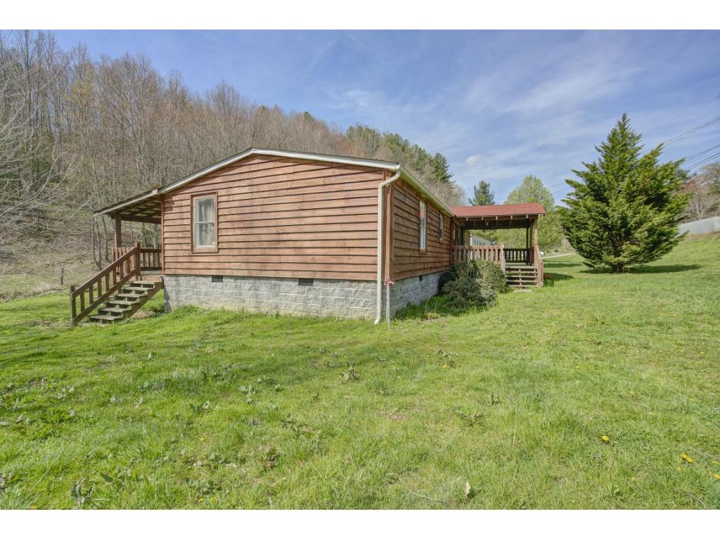 727 Fairview Road Hampton, TN 37658 - Photo 25 of 25 Photo 26