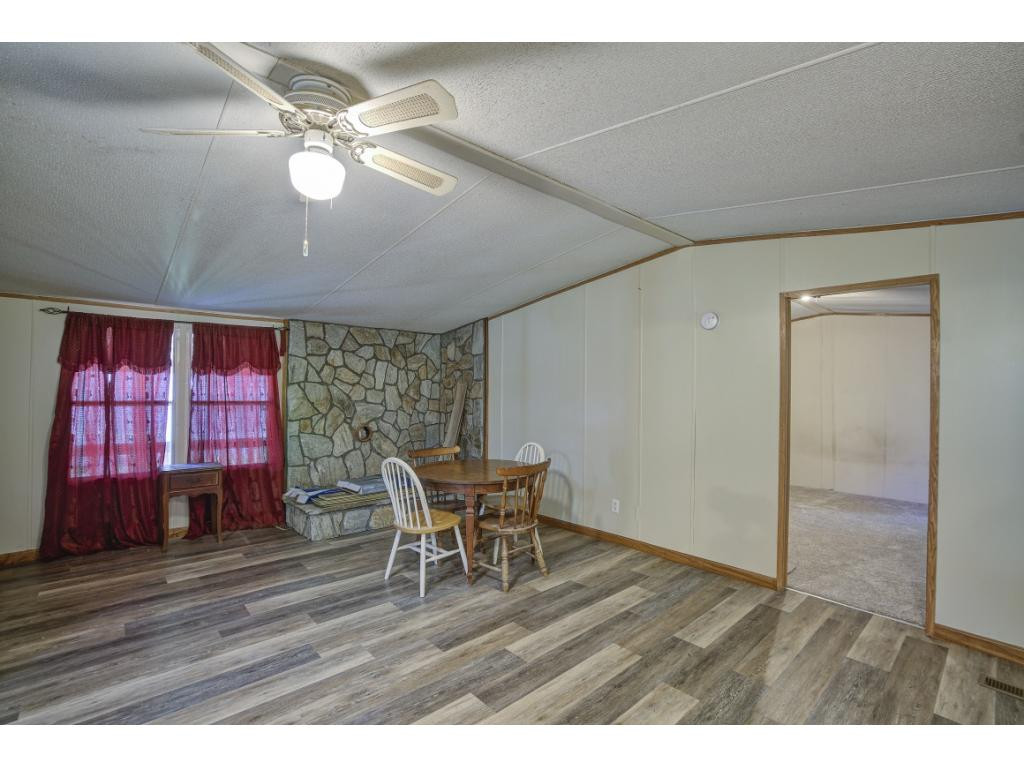 727 Fairview Road Hampton, TN 37658 - Photo 9 of 25 Photo 9