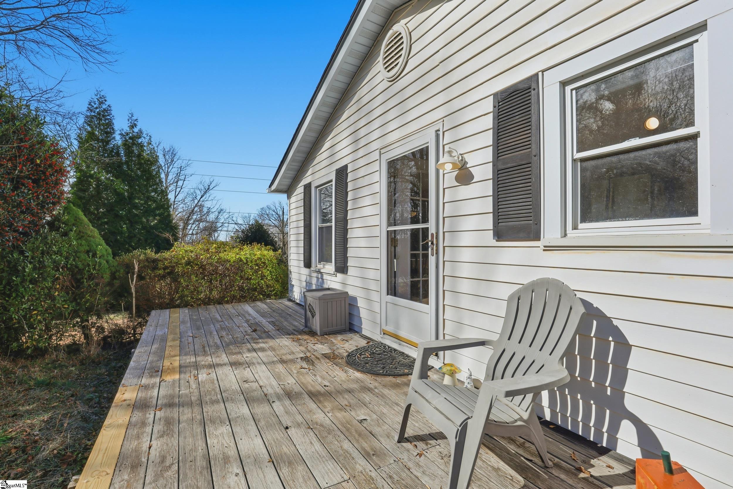 609 Roe Road Greenville, SC 29611 - Photo 30 of 35